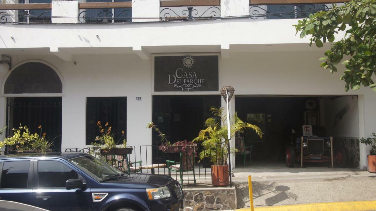 Casa Del Parque Vallarta Пуерто Валярта Екстериор снимка